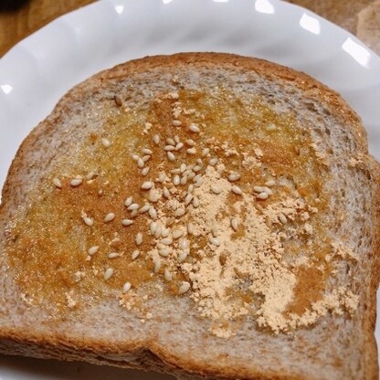 ごまを加えると風味が一味違って美味しいですね♪